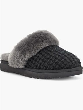 UGG Women’s Cozy Knit Genuine Shearling Slipper